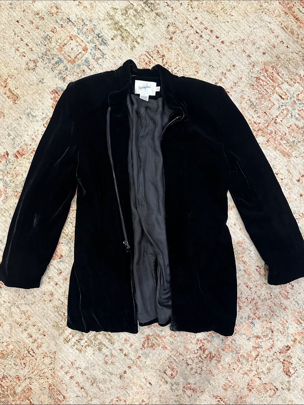 Vintage Jacqueline Ferrar Black Velvet Blazer Jacket